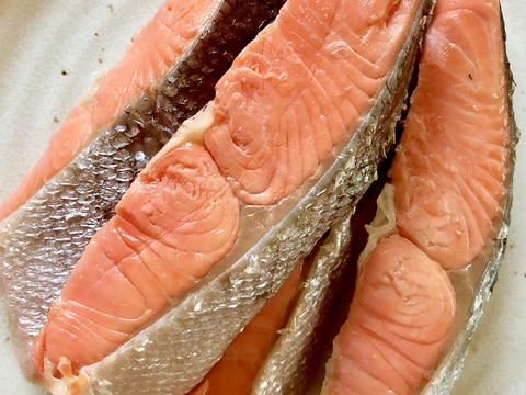 ふっくら美味しい!茹で塩鮭